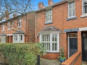 Photo 21- click for photo gallery